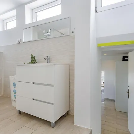 Dom wakacyjny House El Poris 2 *